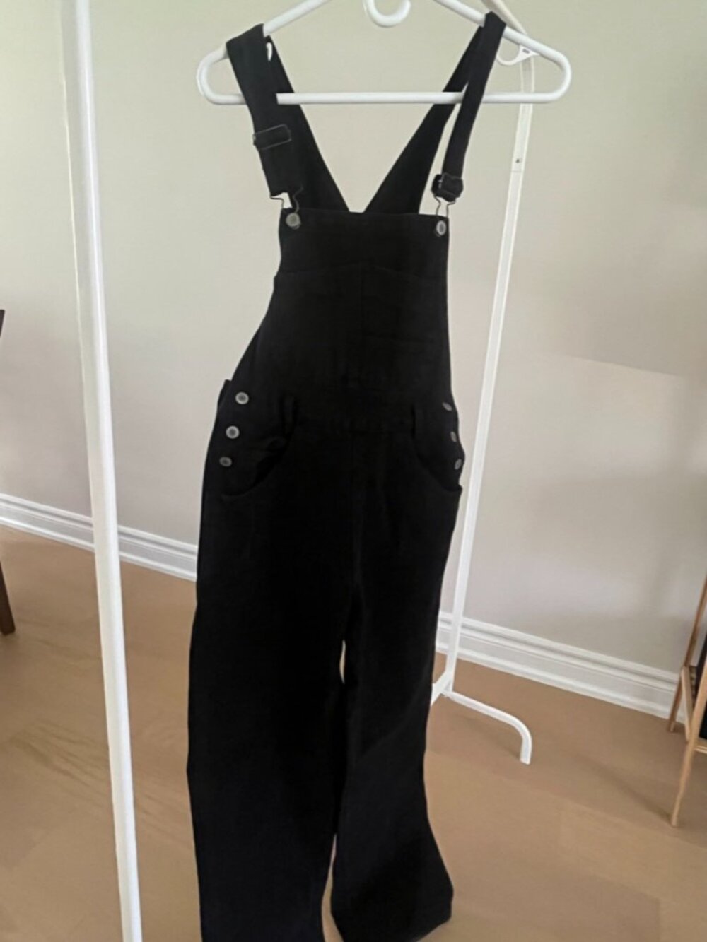 Brandy Melville Black Denim Hayley Straight Leg Classic Overalls OS - Picture 3 of 6